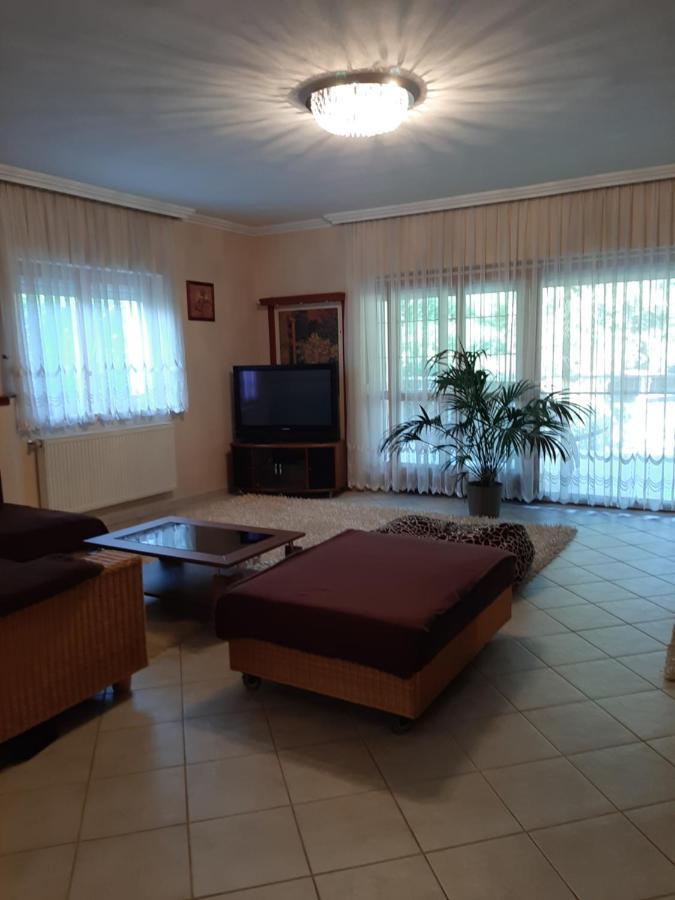 ארד Villa Csilla Elegant House מראה חיצוני תמונה